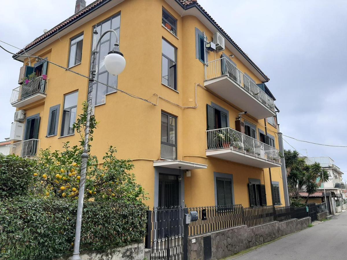 Casa Annalisa Apartman Scauri  Kültér fotó